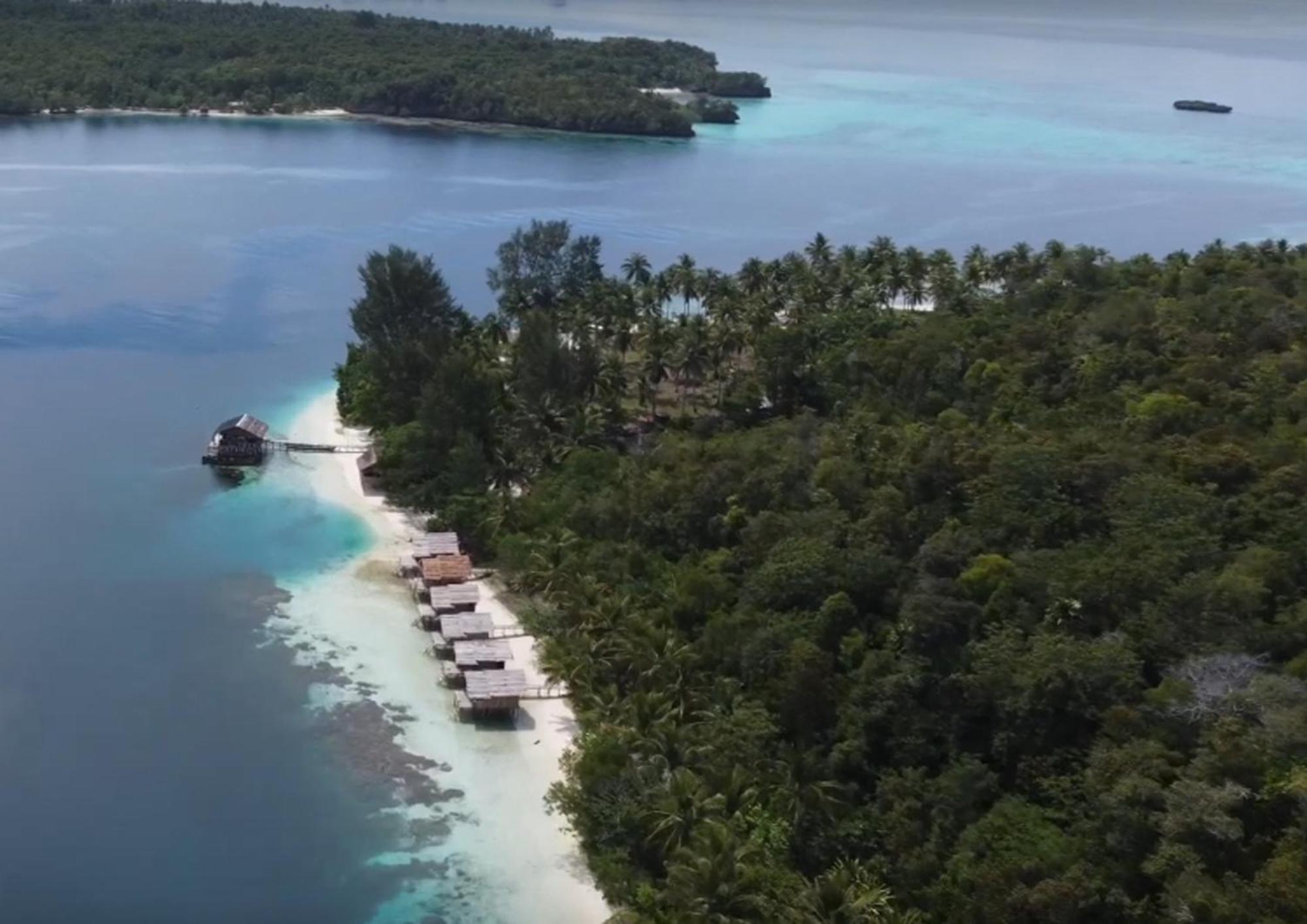Meos Ambower Homestay Raja Ampat Fam Экстерьер фото