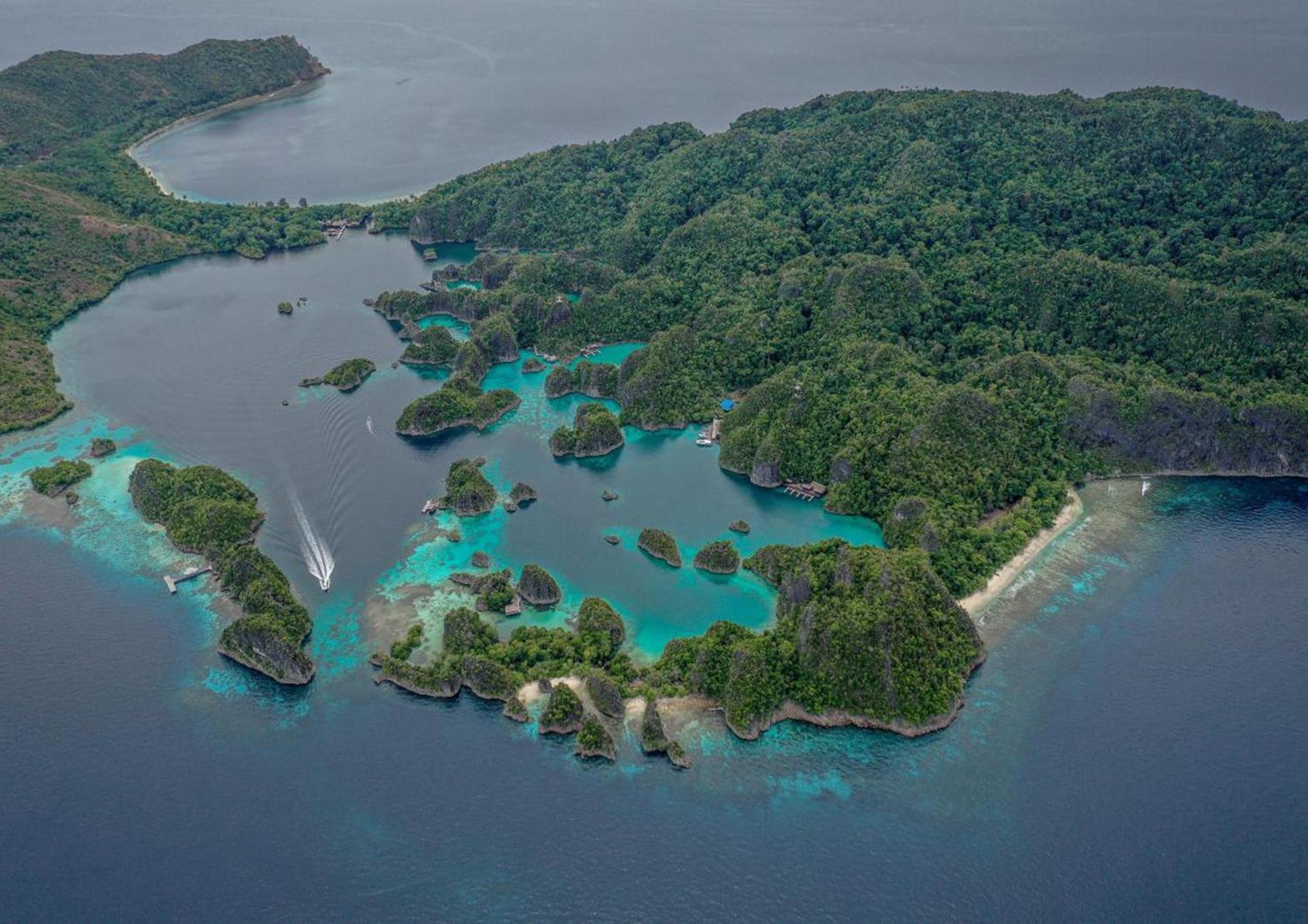 Meos Ambower Homestay Raja Ampat Fam Экстерьер фото